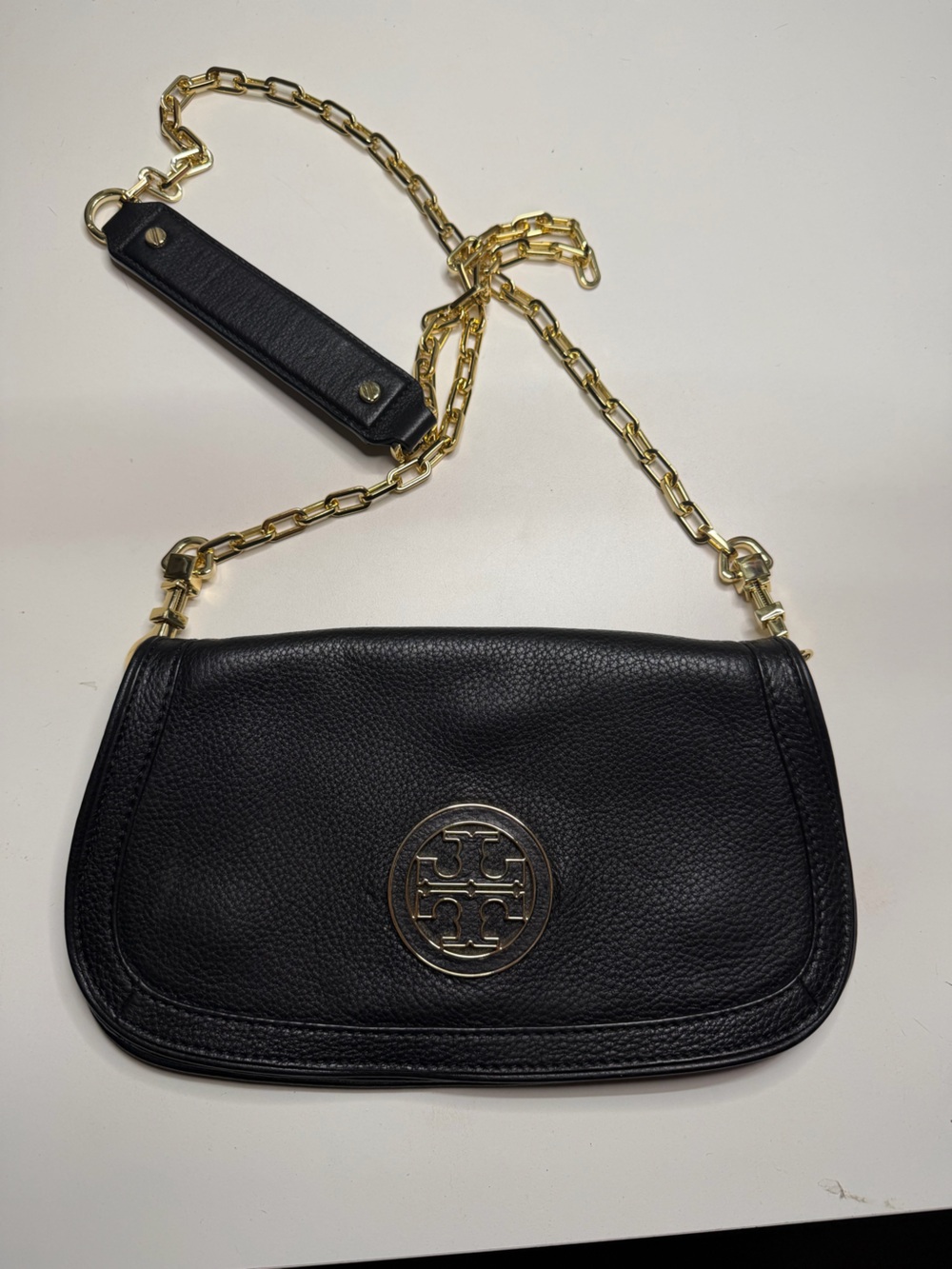 Tory Burch Black Leather Shoulder Bag with Gold-Tone Chain